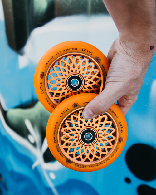 Lotus Wheels | Orange / Orange